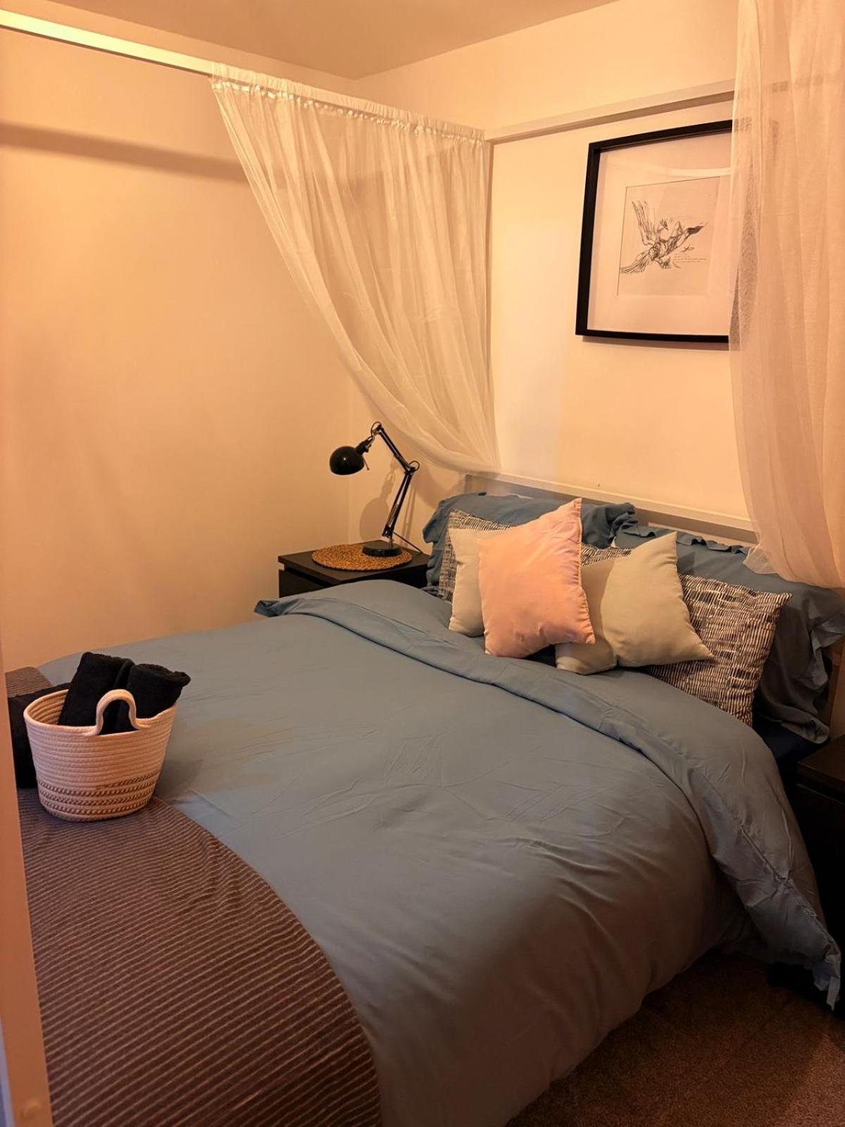 2 Bedroom 2 Bathroom Ground Floor In Location Apartment *