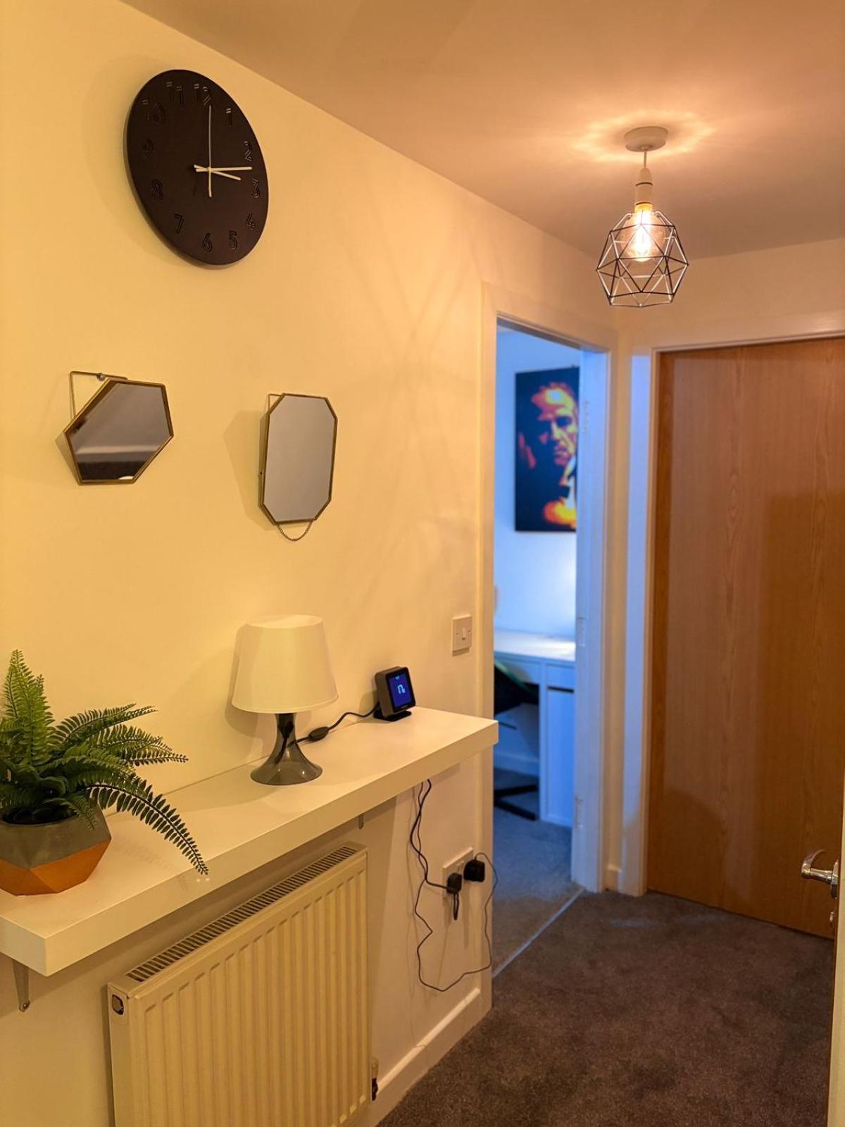 2 Bedroom 2 Bathroom Ground Floor In Location * Warrington