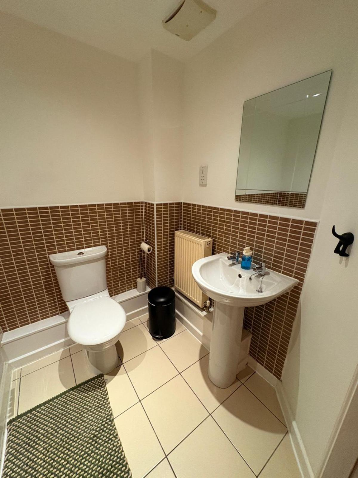 Apartment 2 Bedroom 2 Bathroom Ground Floor In Location