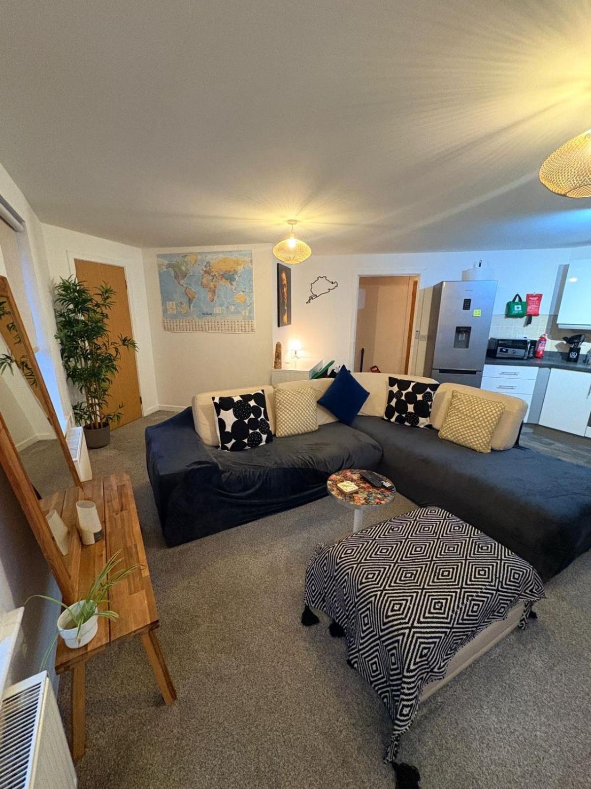 2 Bedroom 2 Bathroom Ground Floor In Location Warrington