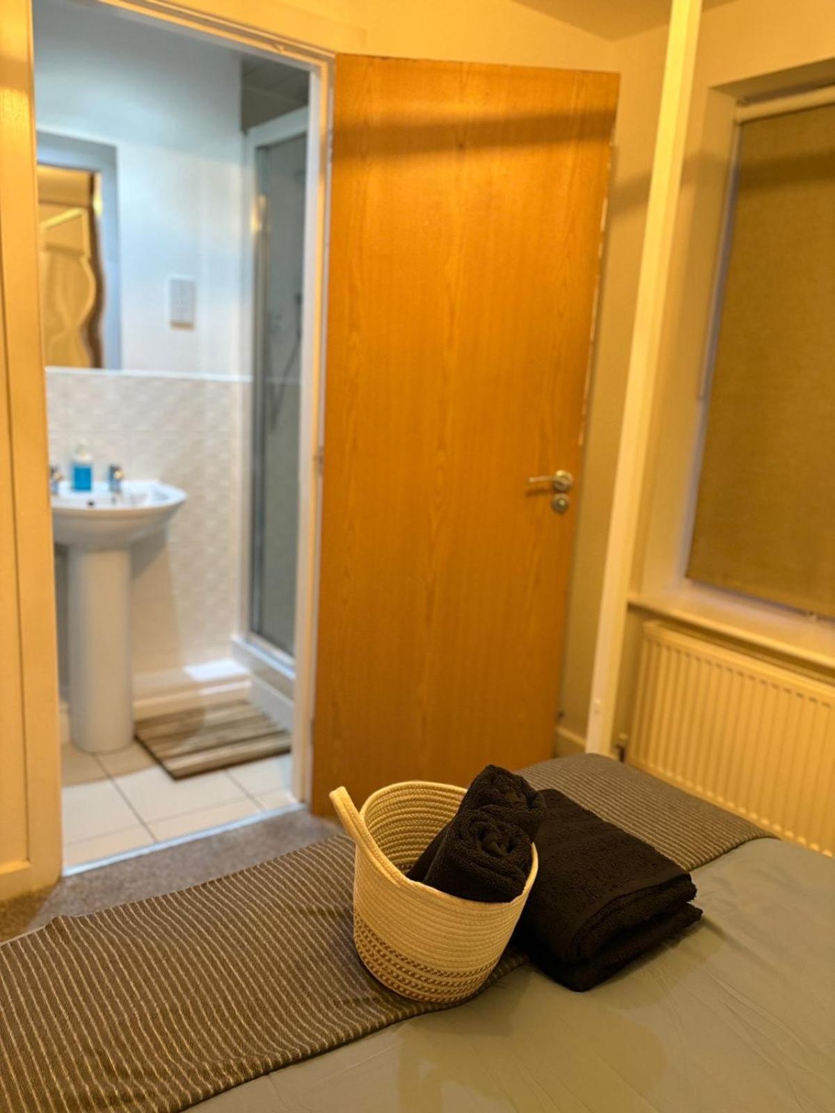 Apartment 2 Bedroom 2 Bathroom Ground Floor In Location